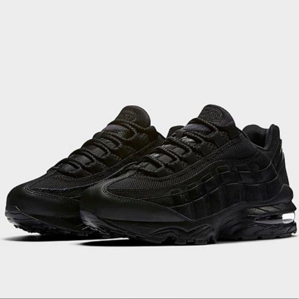 Nike AirMax Youth Size